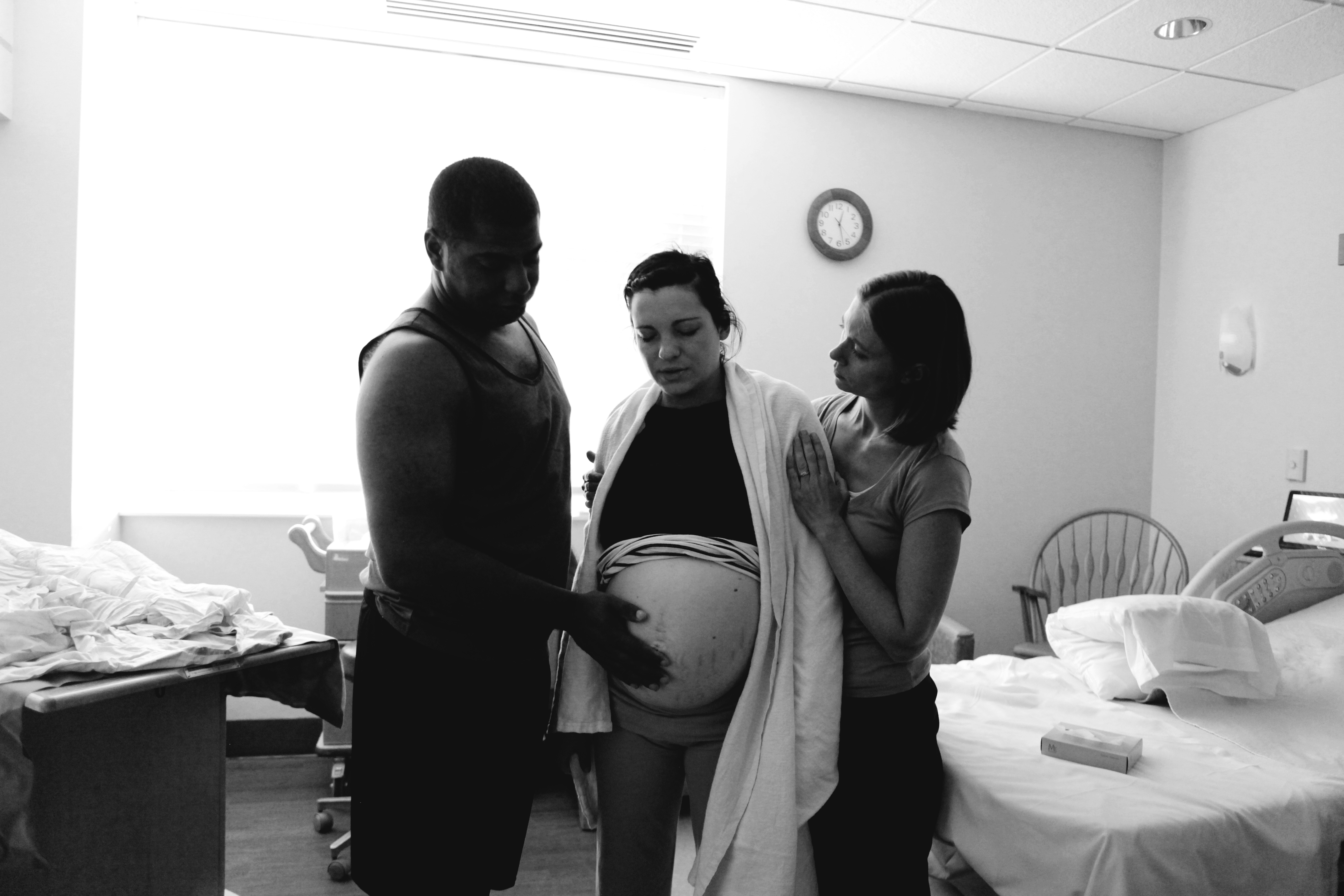 Lindsay Taylor supporting a couple during labor